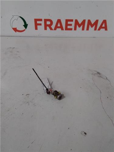 bombin puerta delantera derecha toyota hiace