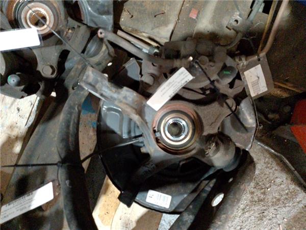 mangueta delantera izquierda toyota yaris ksp