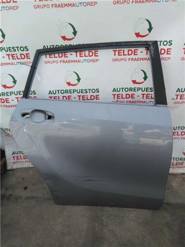 puerta trasera derecha toyota corolla verso 2