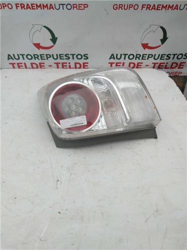 piloto trasero derecho toyota corolla verso 2