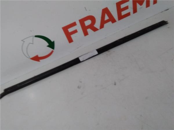 cejilla exterior puerta delantera izquierda t