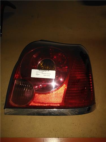piloto trasero derecho toyota avensis 2003 sd