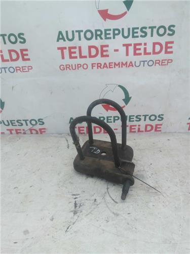 brida central ballesta trasera derecha nissan