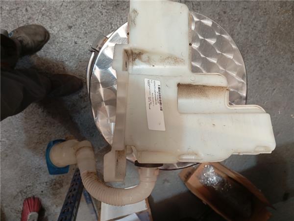 deposito limpiaparabrisas seat ibiza kj1 2017