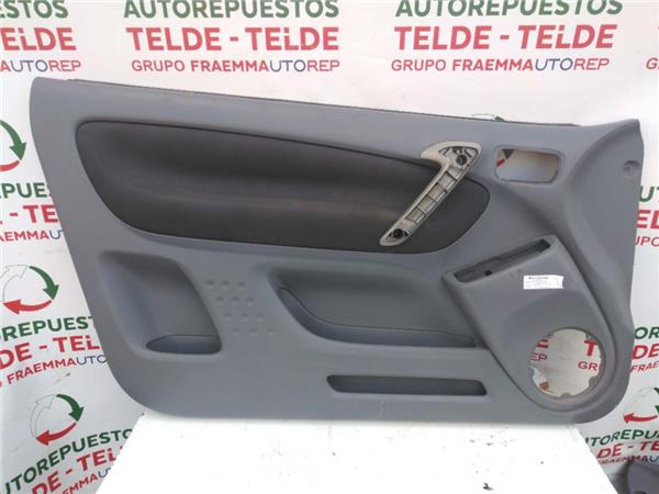 guarnecido puerta delantera izquierda toyota