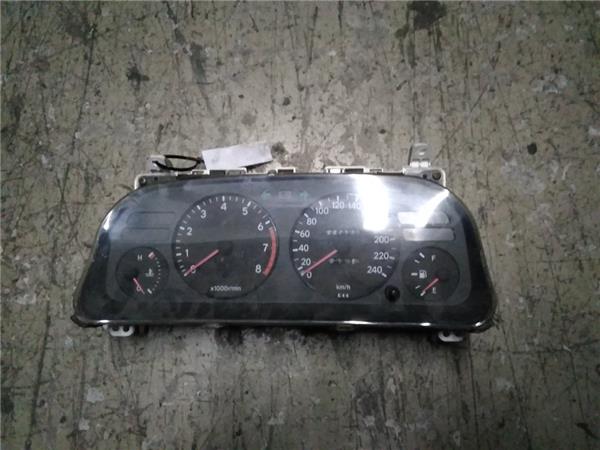 cuadro instrumentos toyota corolla e10 16