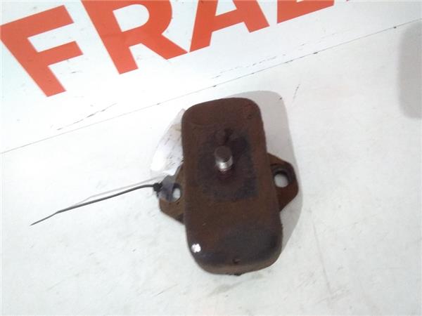 soporte izquierdo motor toyota hilux 1989 ln1
