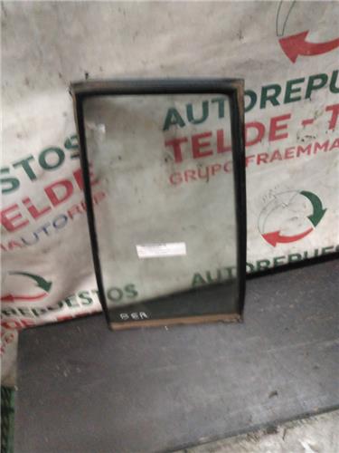 Luna Fija Puerta Trasera Derecha RAV