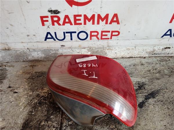 piloto trasero izquierdo toyota yaris ncp1nlp