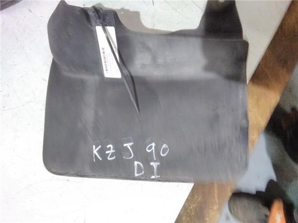 faldilla de barro delantera izquierda toyota