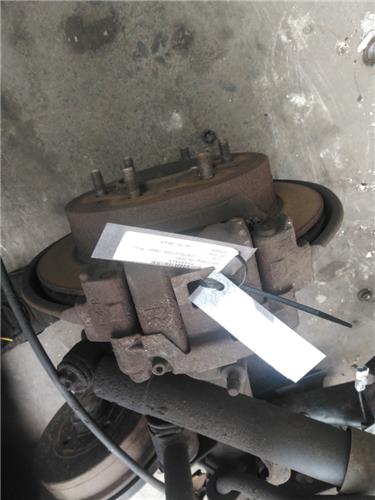 pinza freno trasero derecha toyota land cruis
