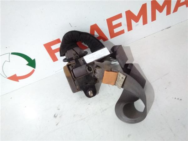 cinturon seguridad trasero derecho toyota hil