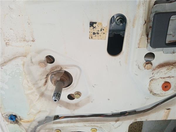 elevalunas manual trasero derecho land rover