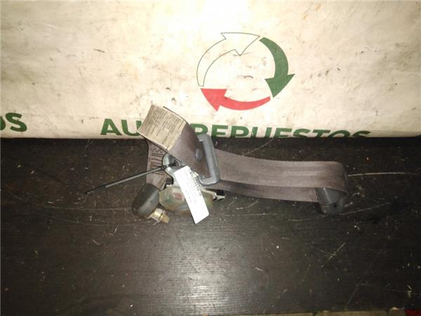 cinturon seguridad trasero derecho toyota rav