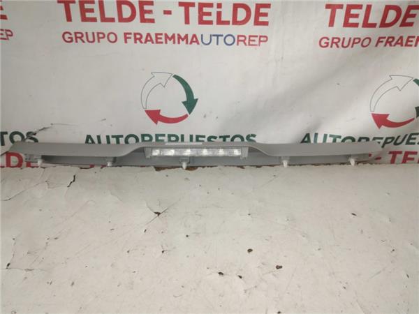 luz central de freno toyota land cruiser 2007