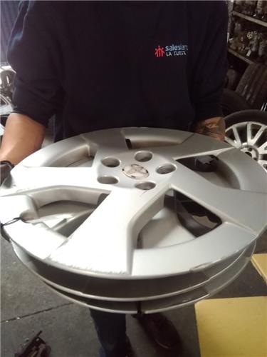 tapacubos toyota prius zvw30 2009 18 advance