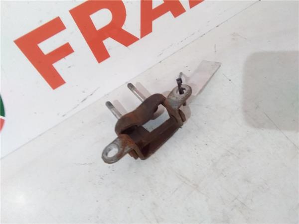 bisagra superior puerta trasera derecha toyot