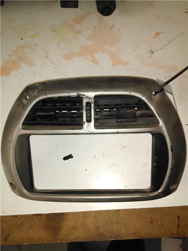 embellecedor consola central toyota rav4 (a2)(2000 >) 1.8 luna (2003 >) [1,8 ltr.   92 kw 16v cat]