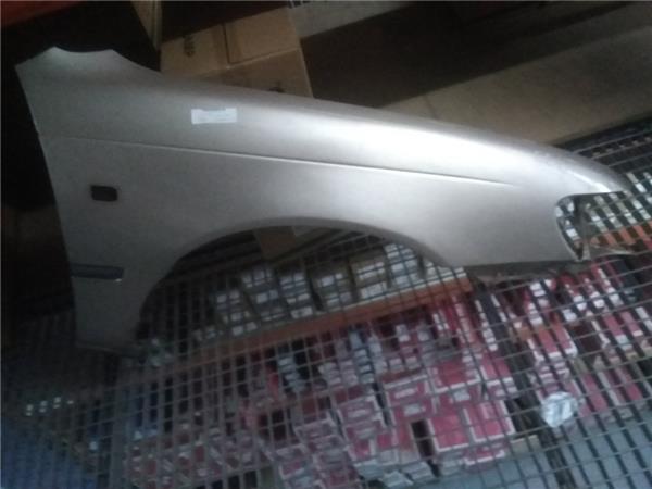 aleta delantera derecha toyota corolla 1992 s