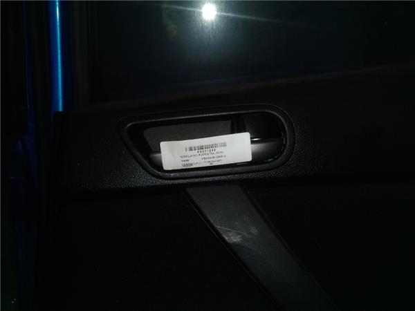 manilla interior puerta trasera derecha mazda