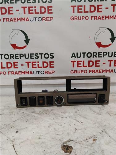 embellecedor consola central toyota land crui