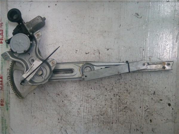 elevalunas electrico derecho toyota yaris p13