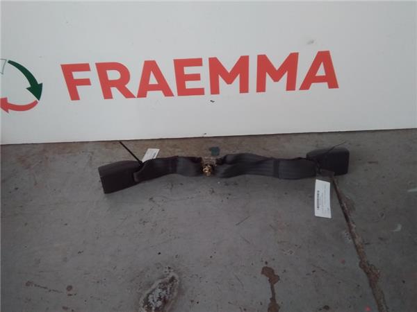 anclaje cinturon trasero izquierdo toyota cor