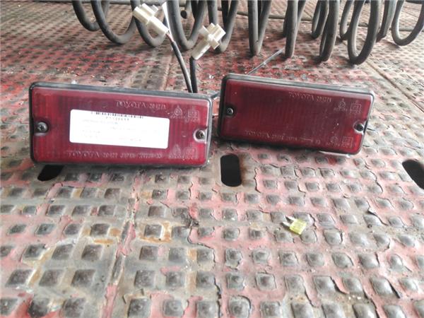 piloto niebla trasero toyota land cruiser 199