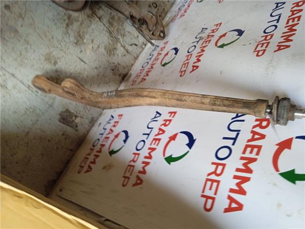 brazo suspension trasero derecho toyota land