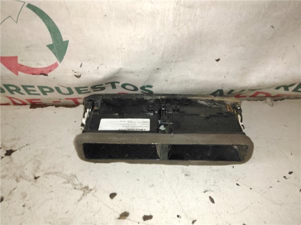 embellecedor consola central volkswagen polo