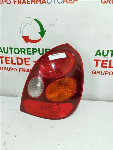 piloto trasero derecho toyota corolla e11 200