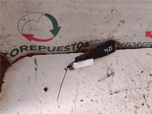 anclaje cinturon delantero izquierdo hyundai