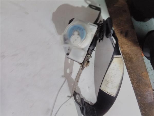 cinturon seguridad trasero izquierdo toyota a