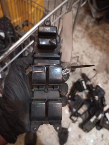 botonera puerta delantera izquierda toyota pr