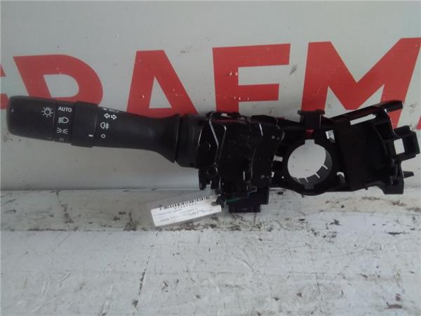 mando de luces toyota yaris p13 2014 13 acti