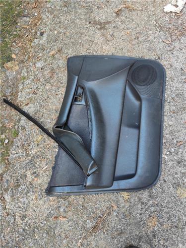 guarnecido puerta delantera izquierda toyota