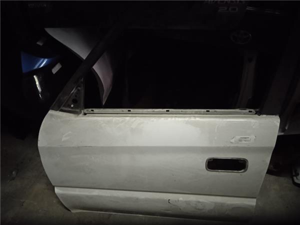 puerta delantera izquierda toyota land cruise