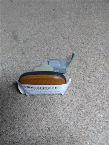 piloto intermitente lateral delantero derecho