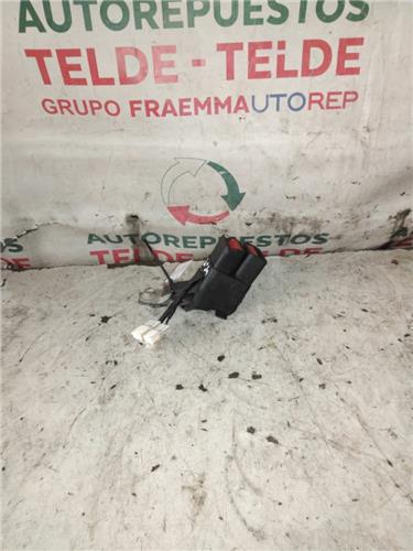 anclaje cinturon trasero central toyota c hr