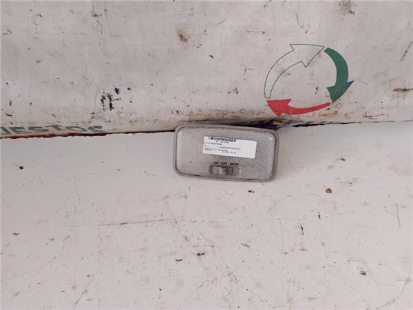 luz interior techo toyota yaris ksp9scp9nlp9