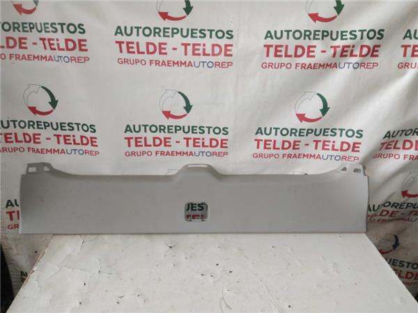 guarnecido porton trasero toyota land cruiser