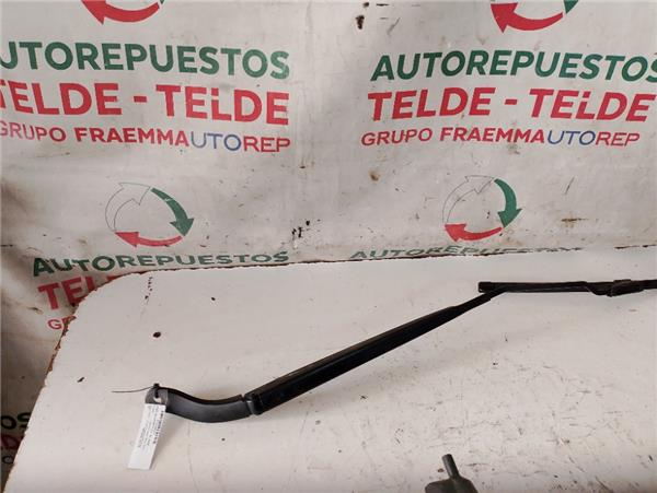 brazo limpiaparabrisas delantero derecho rena