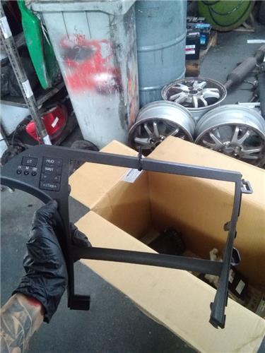 embellecedor consola central toyota prius zvw