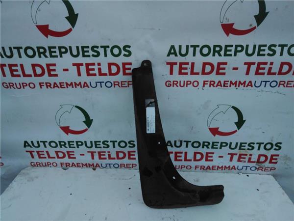 faldilla de barro delantera izquierda toyota