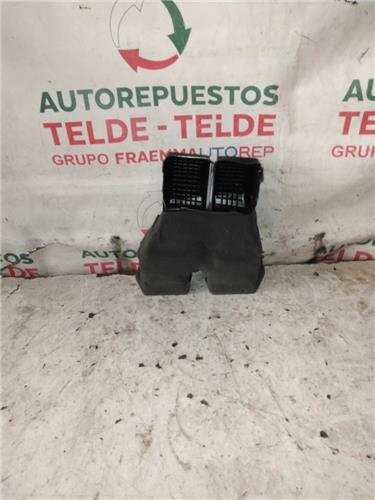 conducto ventilacion central izquierdo toyota