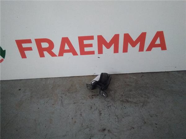 bisagra superior puerta trasera derecha toyot