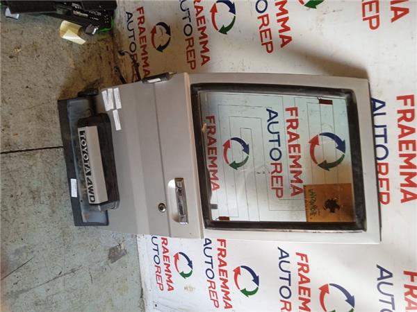 porton trasero izquierdo toyota land cruiser