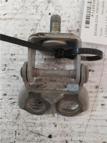 bisagra derecha porton trasero toyota yaris p