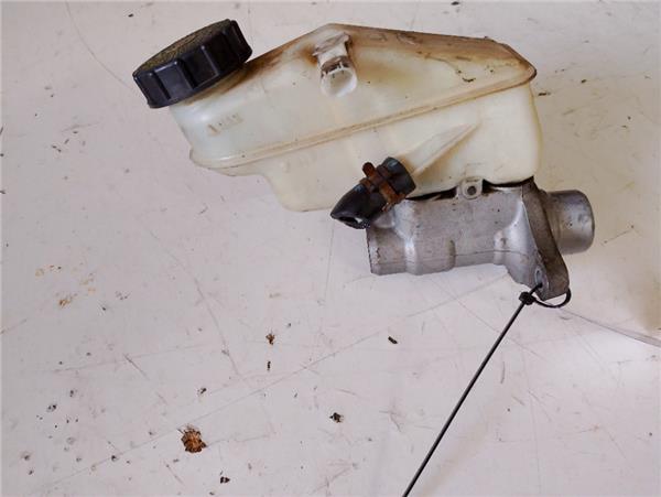 bomba freno toyota yaris ksp9scp9nlp9 082005