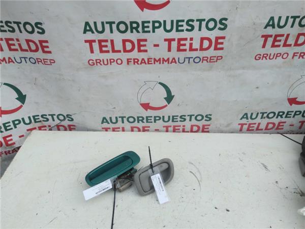 manilla interior puerta trasera derecha toyot